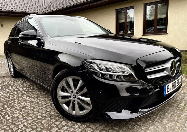 Mercedes-Benz Klasa C cena 79900 przebieg: 176000, rok produkcji 2019 z Gorlice małe 704